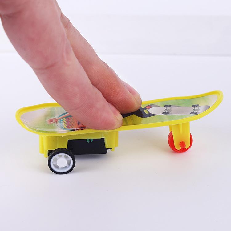 Children's Cartoon Plastic Scooter & Skateboard Toys - Pull Back Cars for Kindergarten Prizes