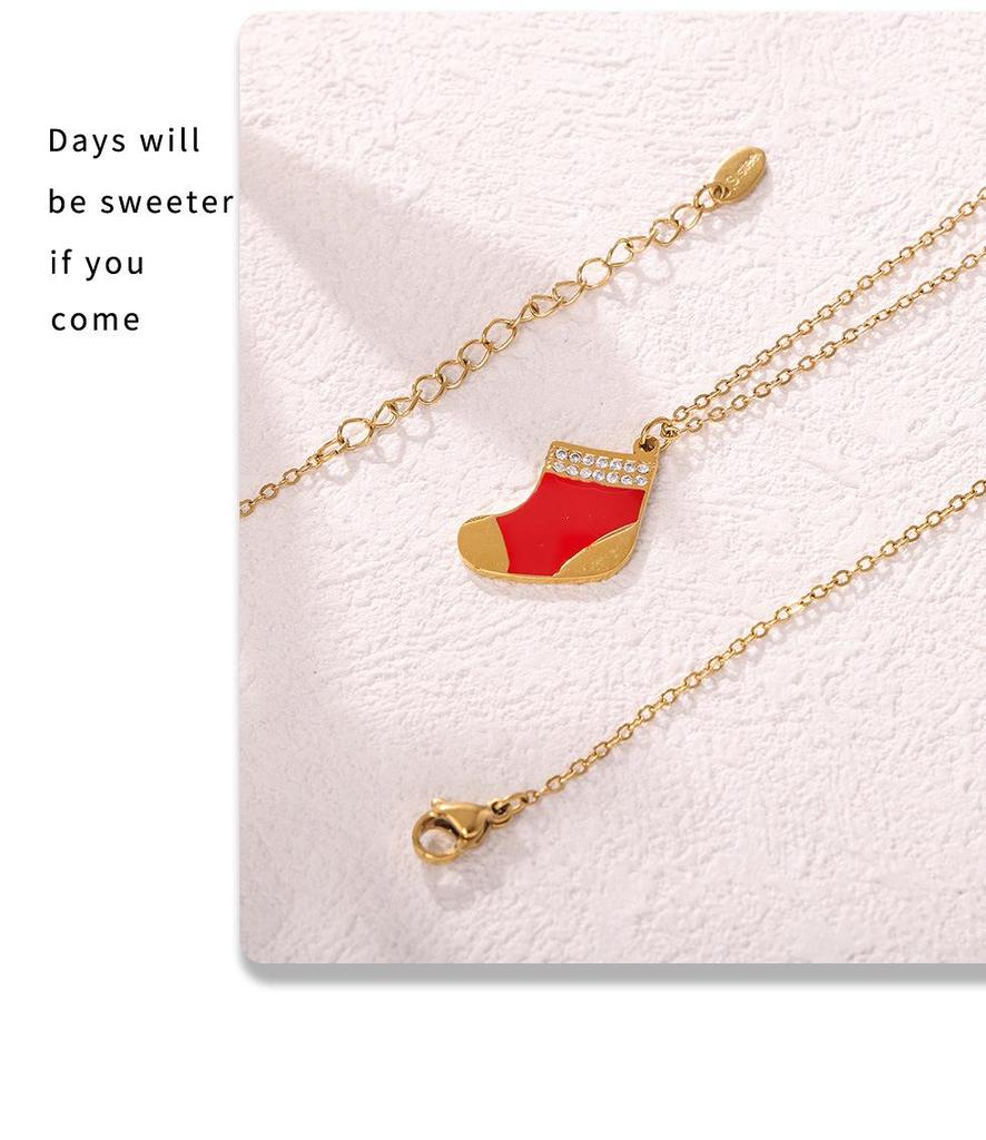 Mi Duoduo Christmas Gift: Cute Red Socks Pendant Necklace with Zircon, Gold-Plated Stainless Steel