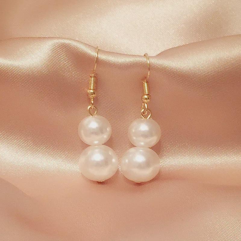 Elegant Single Layer Pearl Clavicle Necklace & Earrings Set