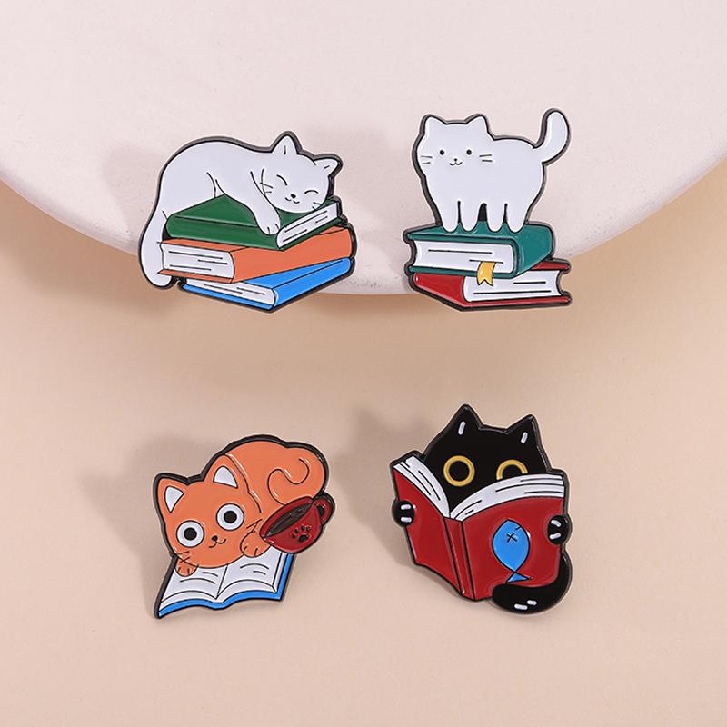 2-10pcs/set Cartoon Animal Collection Enamel Pins Cute Capybara Pet Dogs Cats Brooches Lapel Badge Jewelry Gift For Kids Friends