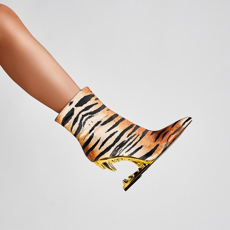 Fashion Kaky's New Pointed Wolf Teeth Leopard Pattern High Heel Large Women's Boots Short Boots Western Boots