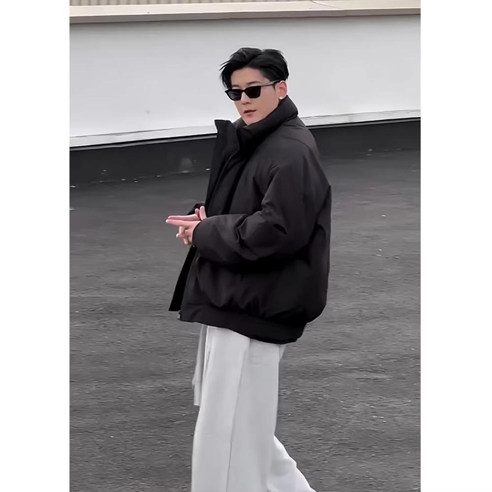 Męska czarna kurtka bomber: Płaszcz puchowy, luźny krój, fajna kurtka baseballowa w amerykańskim stylu