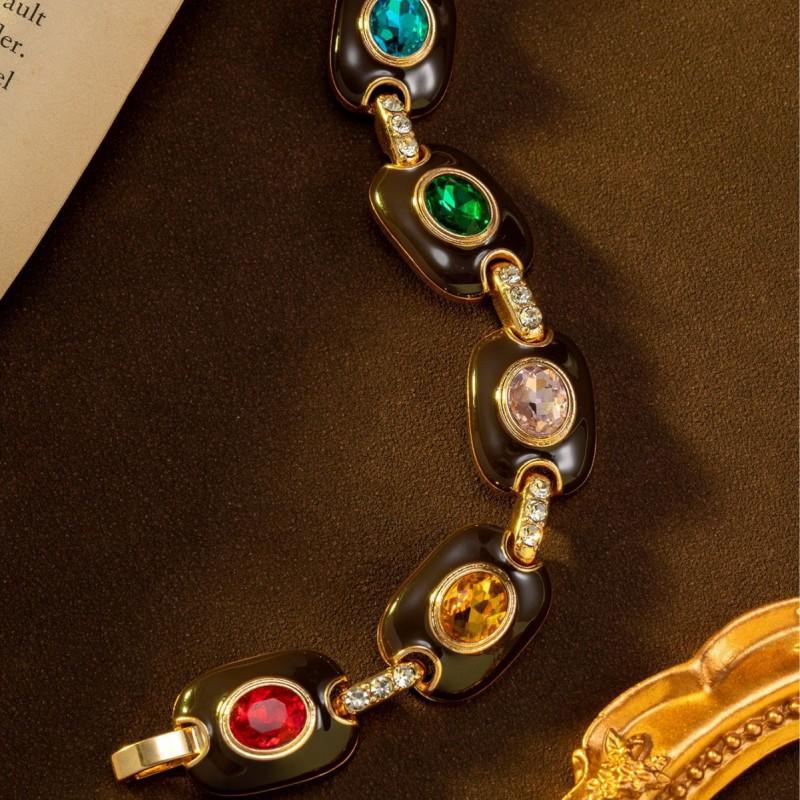 Palácový styl Vintage hnědý kapající olej čtvercový náhrdelník Lehký luxus geometrická sada řetízek na svetr