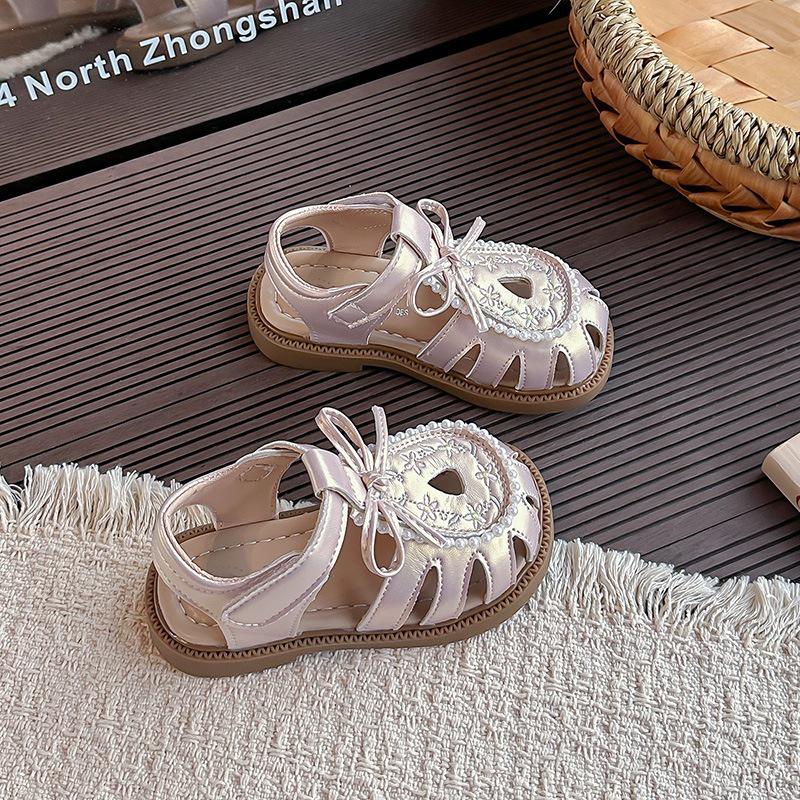 2026 Adorable Pearl Flower Baby Soft Sole Non-slip Closed-toe Sandals