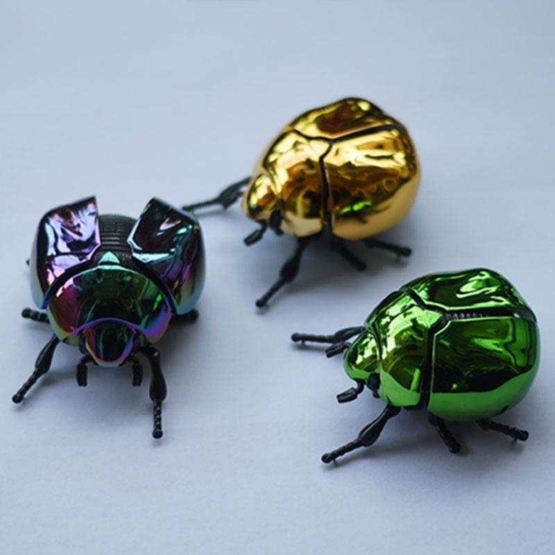 Wind Up Insect Toy Realistic Crawling Action Educational Learning Plastic Scarab Toy For Children Adult Desk Decor