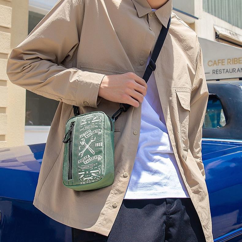New Dickies Polyester Crossbody Bag Shoulder Bag Regular Unisex Green DK009613