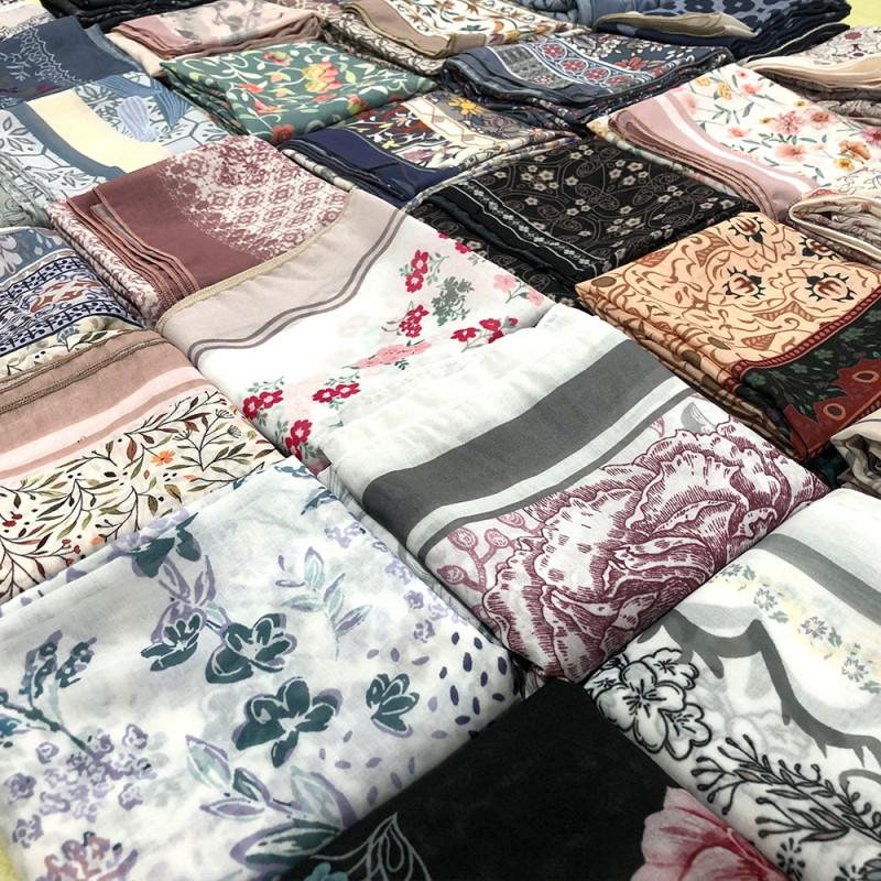 Lightweight Cotton Voile Square Scarf Women Floral Print Wrap Shawl 110x110cm All-Season Boho Chic Accessory