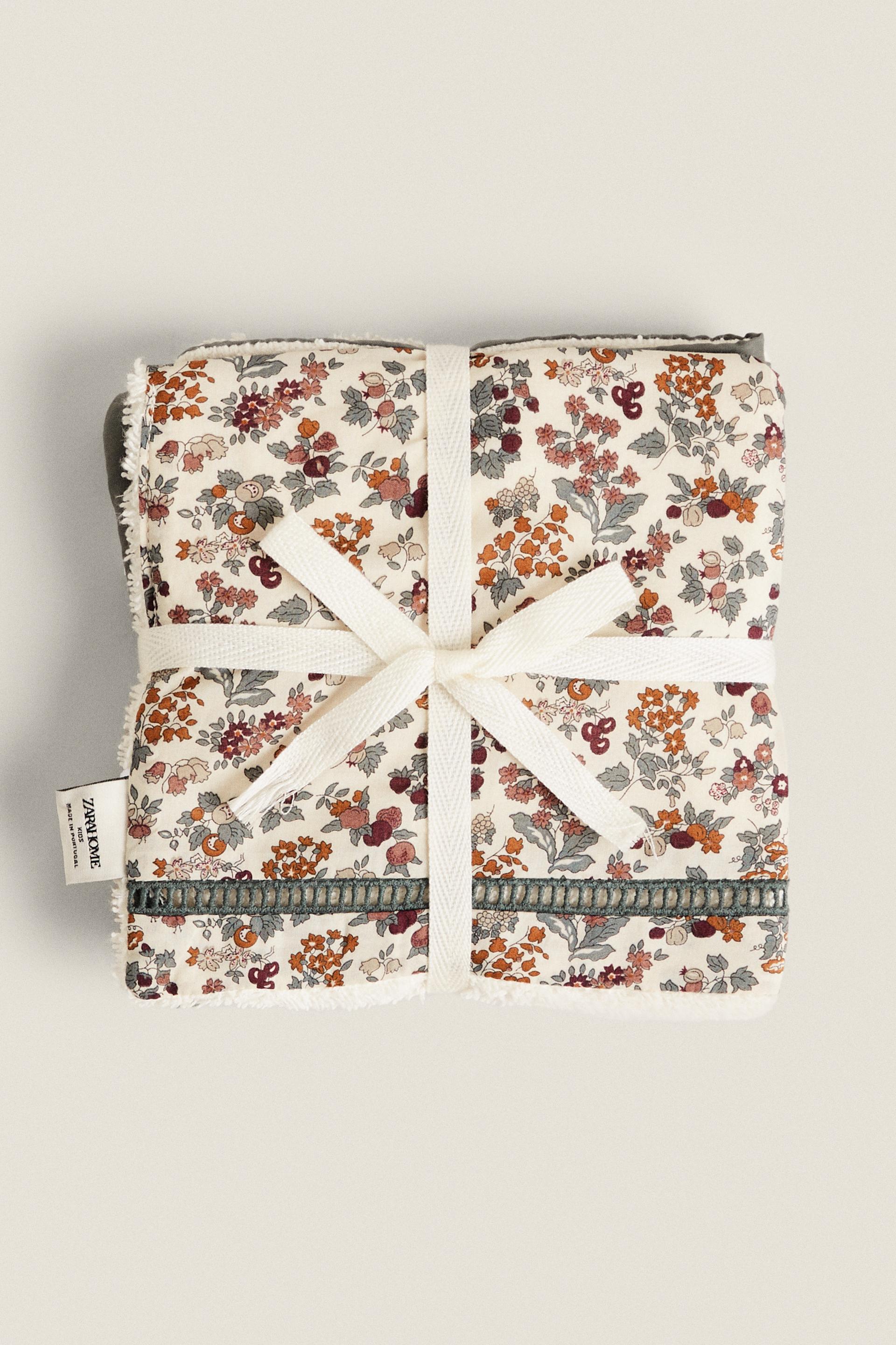 

Пакет детских муслиновых салфеток с цветочным принтом (пакет из 2)