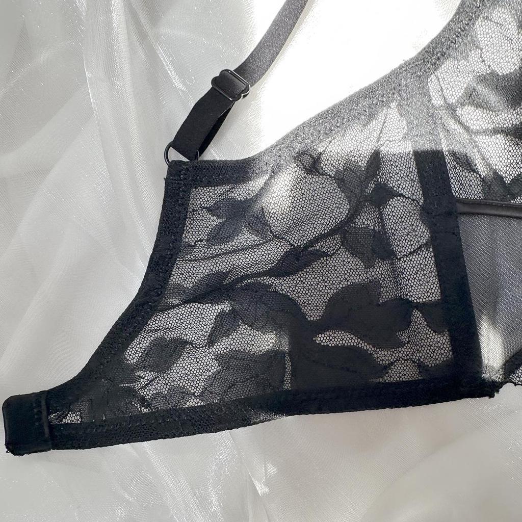 Big U Ultra-Thin Lace Bunny Ears Backless Wire-Free Comfortable French Bra