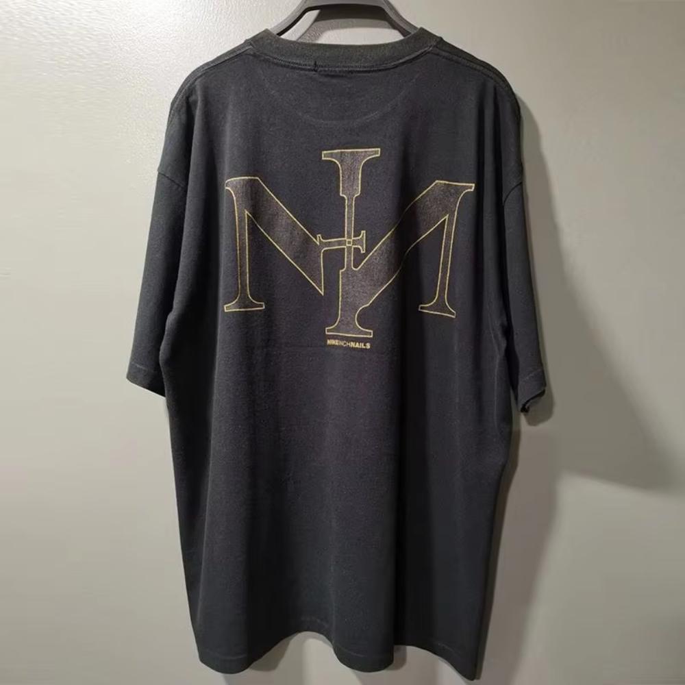 2026 New Hot Sale Nine Inch Nails Hiphop Hiphop Rock Street Dance Cotton Shortsleeved Mens and Womens Small Neckline Tshirt