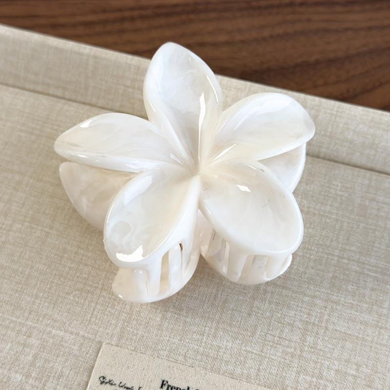 Flower Hair Claw Clip for Women Fashion Hair Clips Crab Clamp Barrettes Girls Hair Accessories Summer Shark Hairpin Headwear 1pc