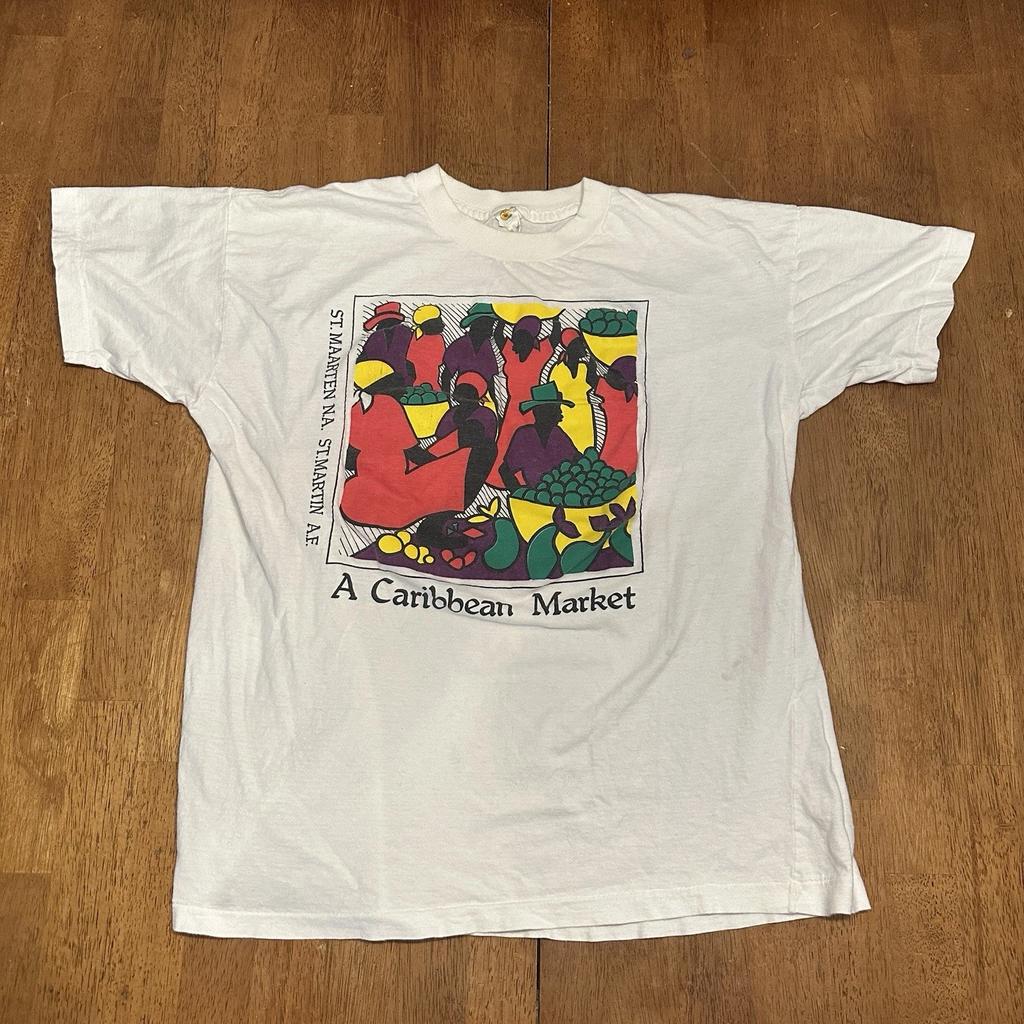 Vintage 90s St. Maarten Caribbean Market Graphic T Shirt Fits Size Large Art