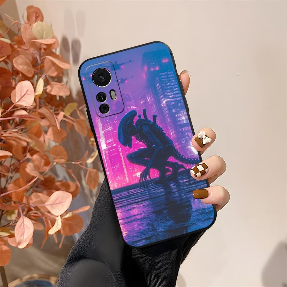 Movie Alien Xenomorph Phone Case Fundas For Xiaomi 15 14 12 Lite Pro 13 11t POCO X5 M6 M5 X6 X3 F5 F6 Pro Cover