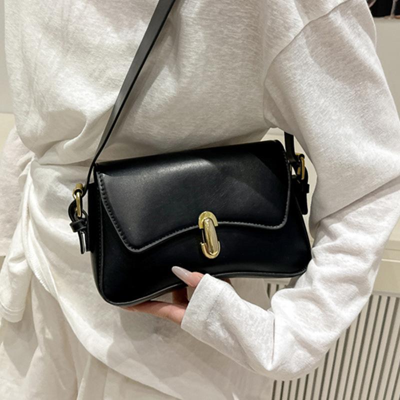 Niche Design Texture Underarm Bag Women's 2025 Korean Version of the New Summer Shoulder Bag Simple Fashion Handbag