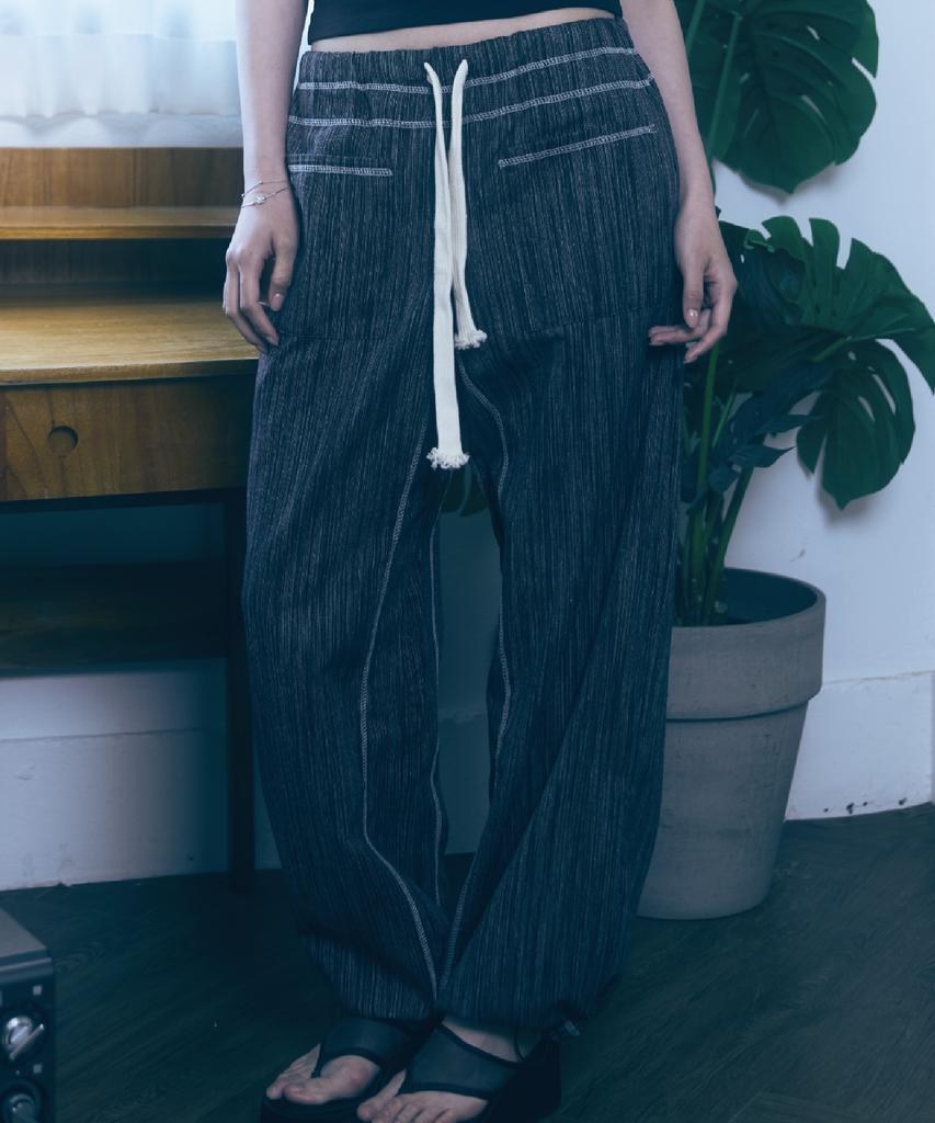 Guwolsibil Stripe Stitch Wide Pants Black