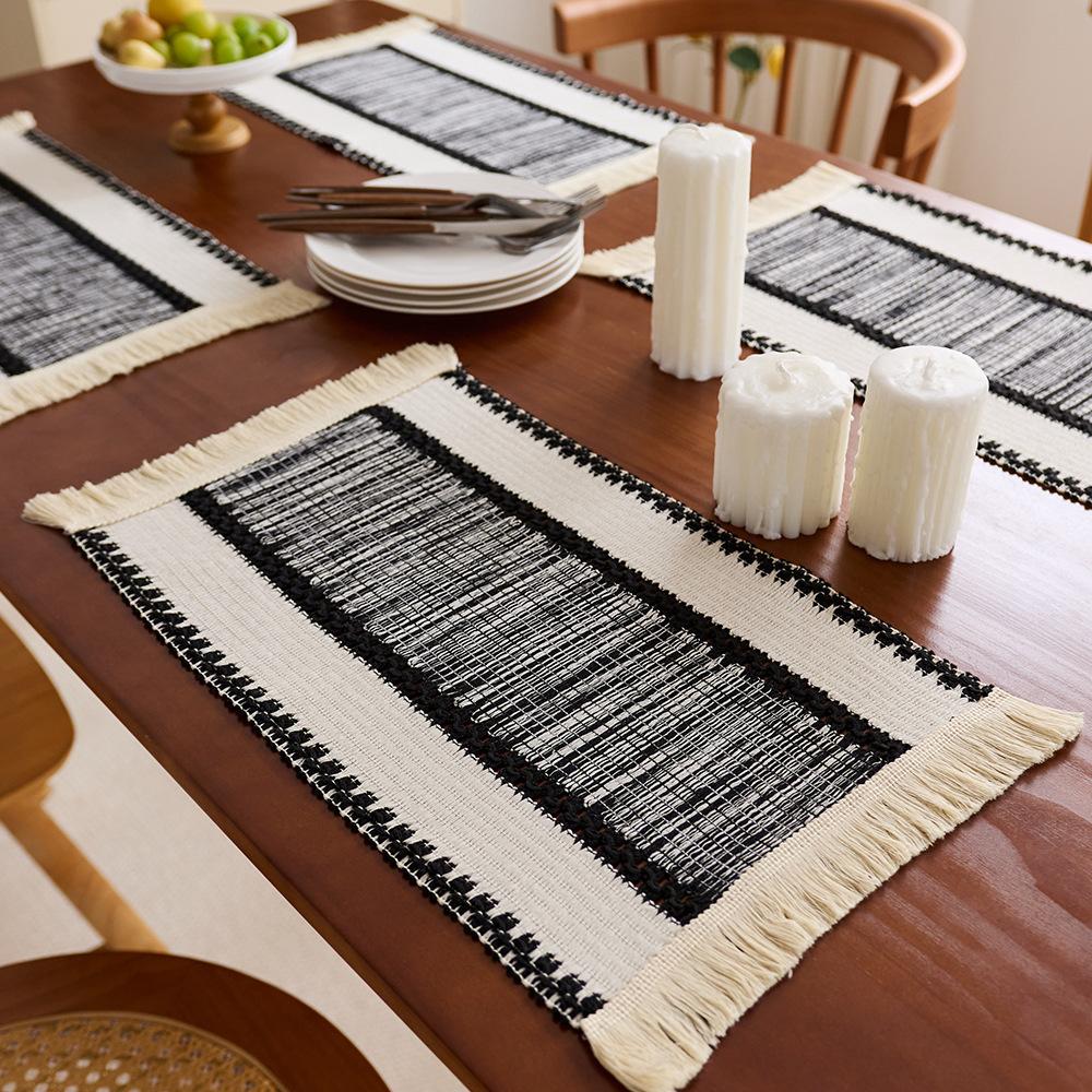 

Cotton and linen style placemat tassel color matching woven table flag American country farmhouse holiday party decoration table mat 30x50 (1-pack)