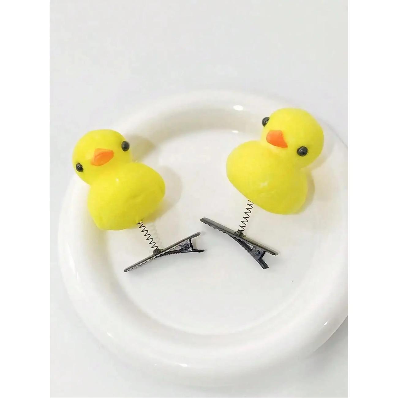 

2 шт. Милые и необычные заколки для волос в виде желтых уточек для женщин, подходящие для повседневной носки в качестве аксессуаров для волос