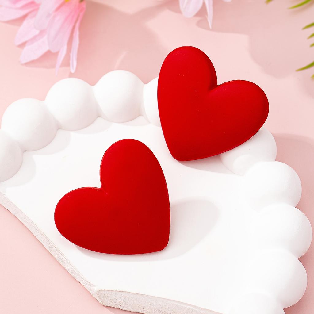Women's Stud Earrings, Red Large Heart-Shaped Earrings, Suitable for New Year and Valentine's Day Wear