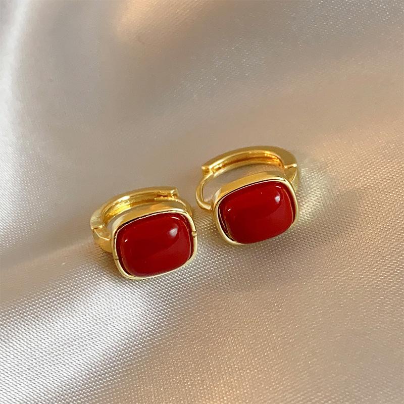 

Korean Retro Geometry Square Pearl Plating Color Bead Stainless Steel Stud Earrings for Women Charm Wedding Bride Jewelry Gifts червоний
