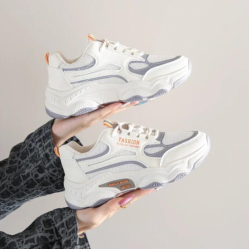 Fashion New Fashion Women's Sports Shoes Walking Mesh Flat Shoes Sneakers Women Gym Casual Shoes Comfortable White Female Footwear