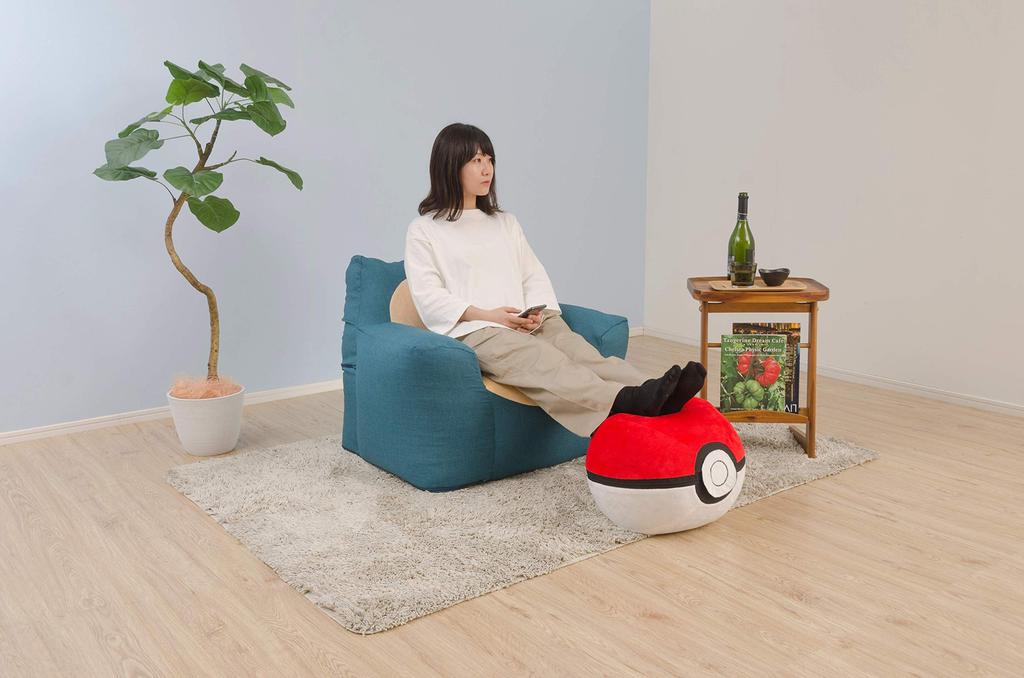 Seltan Made in Japan Ottoman Stool Leg Rest Pokemon Washable Cover Monster Ball Fold Resistant Sugo Beads Red A901a-651WH/653RED/564BK