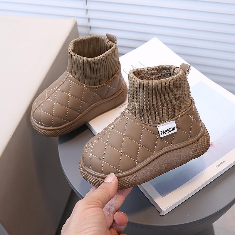 Herbst, Winter und Winter neue warme vielseitige Baumwollschuhe Baby flachsohlig ausländischer Gas Samt verdickt rutschfeste Schneestiefel