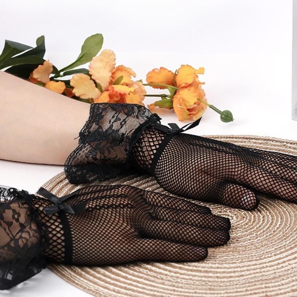 Short Women Lace Mesh Gloves Thin Etiquette Dress Gloves Holiday Princess Birthday Party Gloves