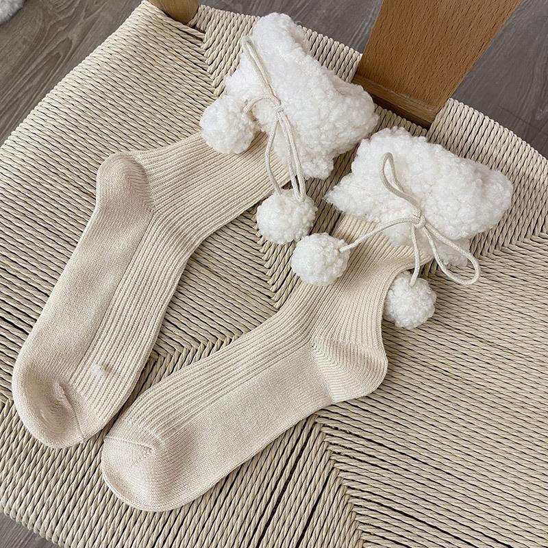 

Cute Antiskid Warm Socks Hair Ball Bowknot Ankle Socks Lamb Fleece Middle Tube Pile Socks as the picture