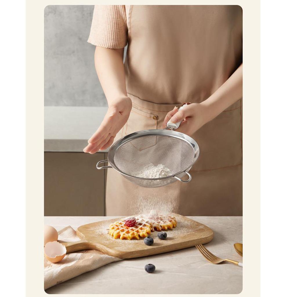 Stainless Steel Mesh Strainers Multifunctional Fine Mesh Strainer with Handle for Flour Baking Kitch