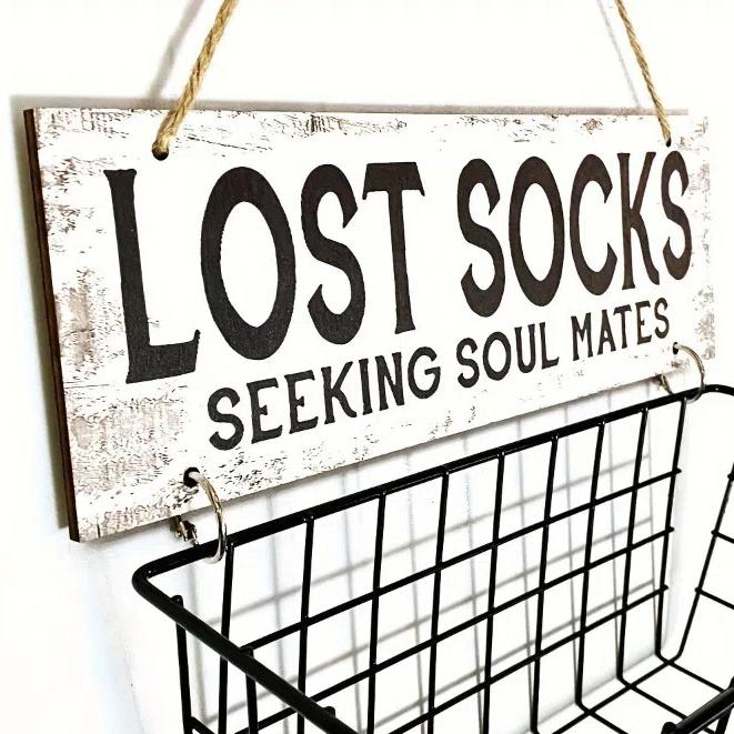 Iron Grid Socks Storage Basket Wall Mounted Lost Socks Container Hollow Metal Storage Rack  Closets
