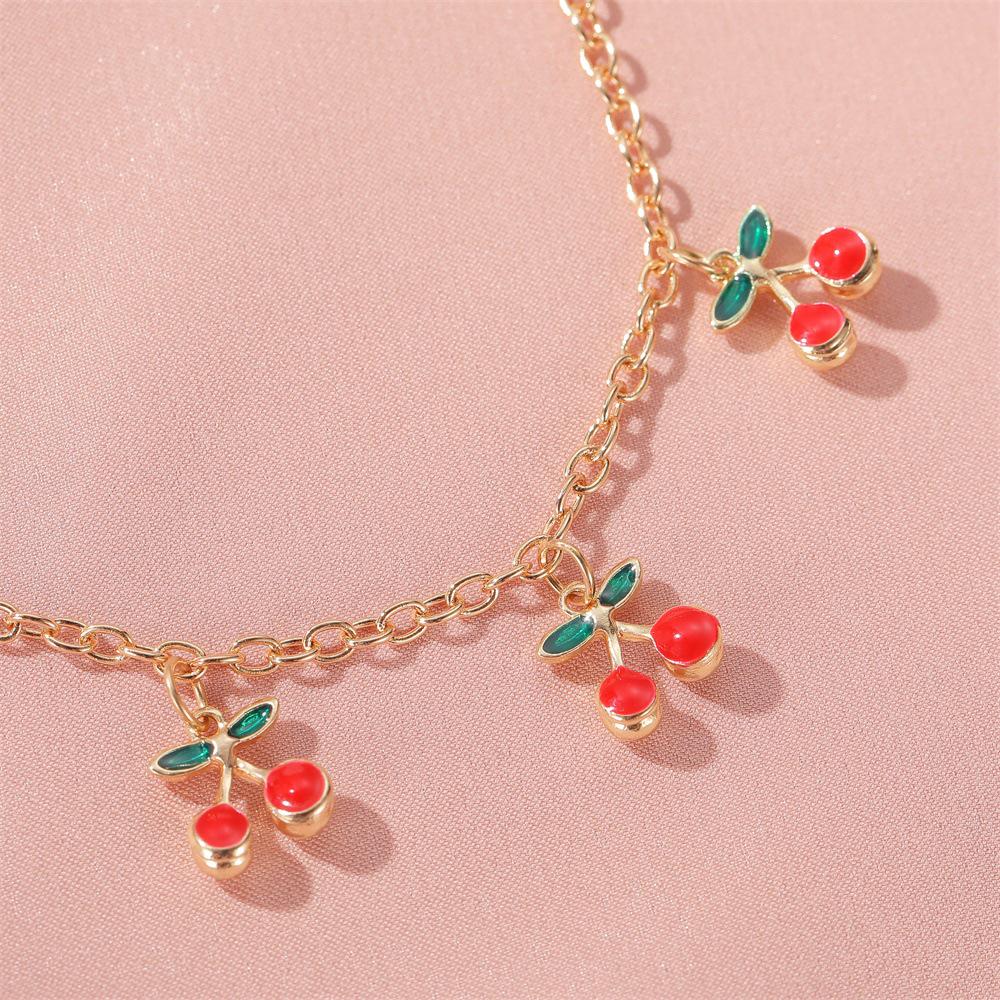 Korean-Style Mori Girl Sweet Cherry Bracelet for Women – Simple INS Design, Niche Style Student Bangle.