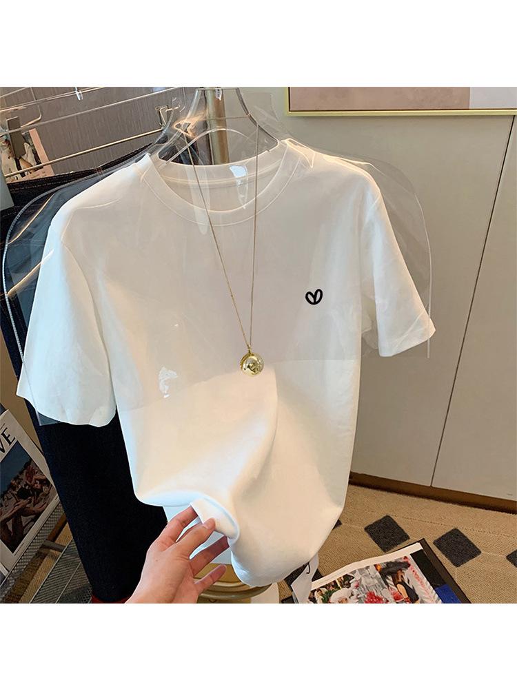 Women's Gray Short-Sleeve Pure Cotton T-Shirt: Fashionable, Versatile, Thick, Straight Shoulder Base Layer for All Seasons.