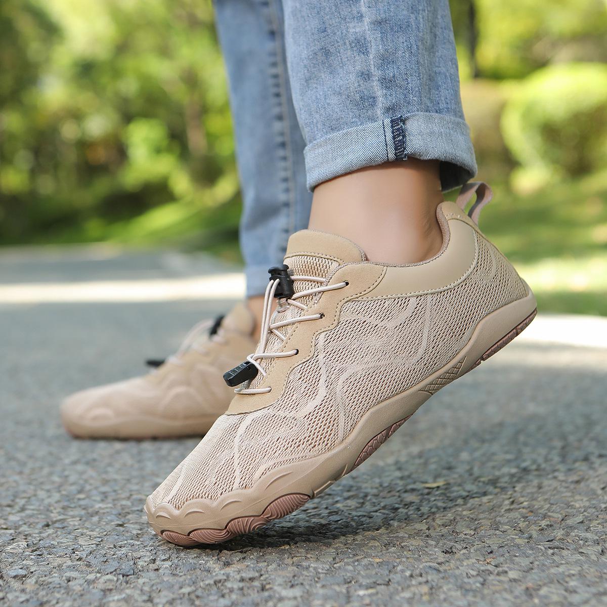 

Unisex Four Seasons Outdoor Five-Finger Shoes: Ideal for Fitness, Rock Climbing, Barefoot Running, Trekking, and Breathable Hiking. 40 хаки
