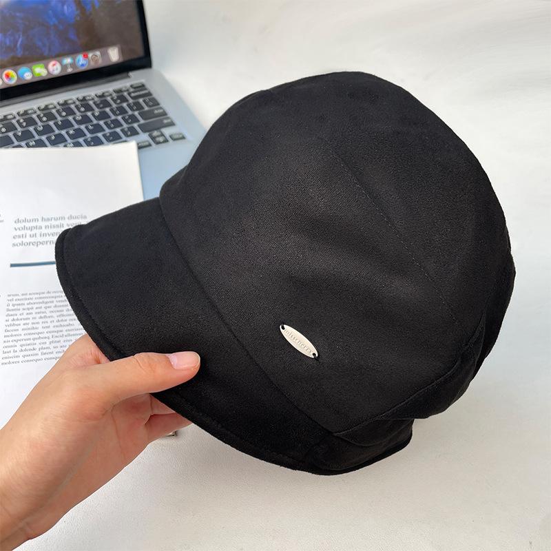 Zamszowy beret damski jesienno-zimowy ciepły kaptur chroniący uszy wszechstronny kapelusz typu kaczy dziób rybacki mała twarz