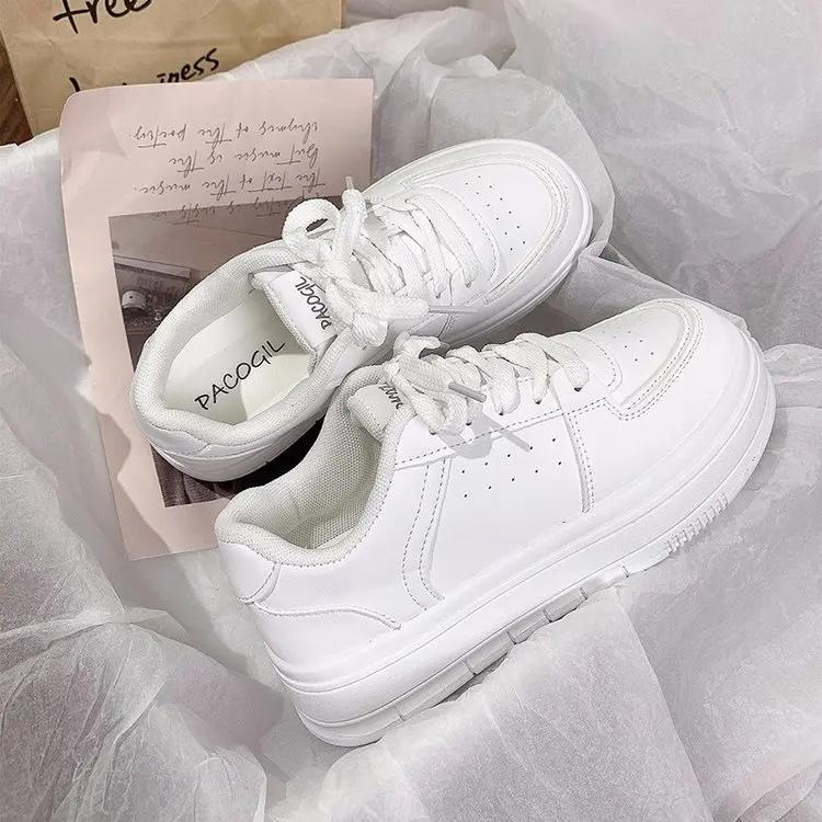 

Модные высококачественные женские кроссовки, однотонные модные повседневные туфли, удобные туфли на платформе со шнуровкой, для прогулок на открытом воздухе, вулканизированная обувь 35 белый