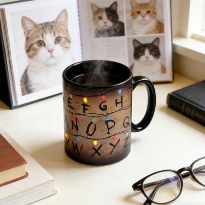 Luz de Cordão Retrô Colorida Alfabeto Xícara de Café Caneca Cerâmica que Muda de Cor Rústica Sensível ao Calor para Chocolate Quente Chá Leite Bebidas Quentes