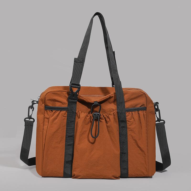 Large capacity leisure sports shoulder bag women's new simple niche messenger bag light messenger bag