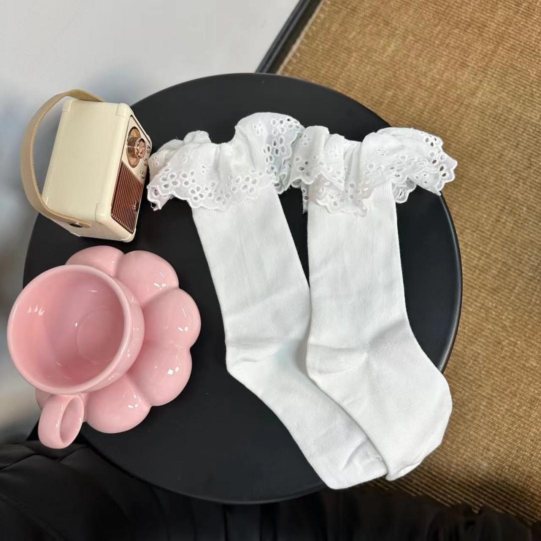 

Lace lace Japanese girl Lolita lotus leaf calf socks socks medium tube socks black and white Xiaohongshu tide socks One size fits all