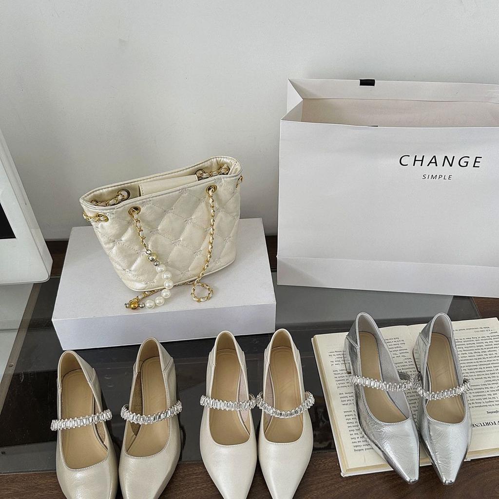 Rhinestone thick heel pointed single shoes women's 2025 new model with skirt temperament fashionable foreign style one pedal Mary Jane women's shoes