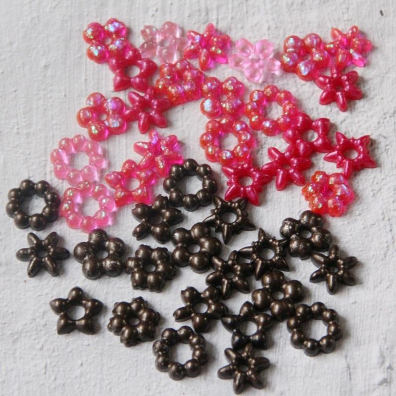 Five Petals Flower Earring Mould Crafted From Food Grade Silicone For Jewelry Crafting And Customes Creation