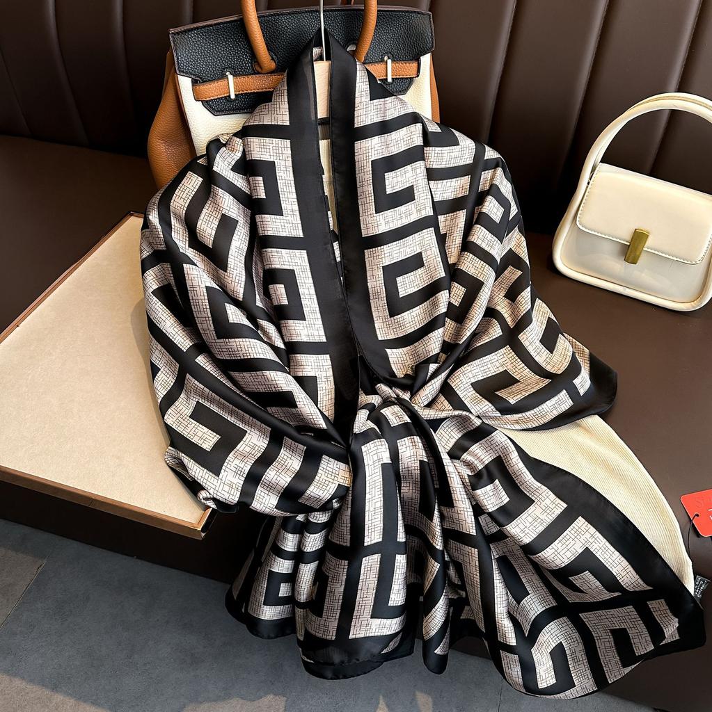 Luxury Brand Women Long Silk Scarves Shawl Lady Wrap Soft Female Europe Designer Beach Bandanna Foulard Muffler Pareo 180*90cm