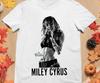 T-shirt Miley Cyrus Bianca 100% Cotone Tutte le Taglie Fino a 5XL Regalo per Fan