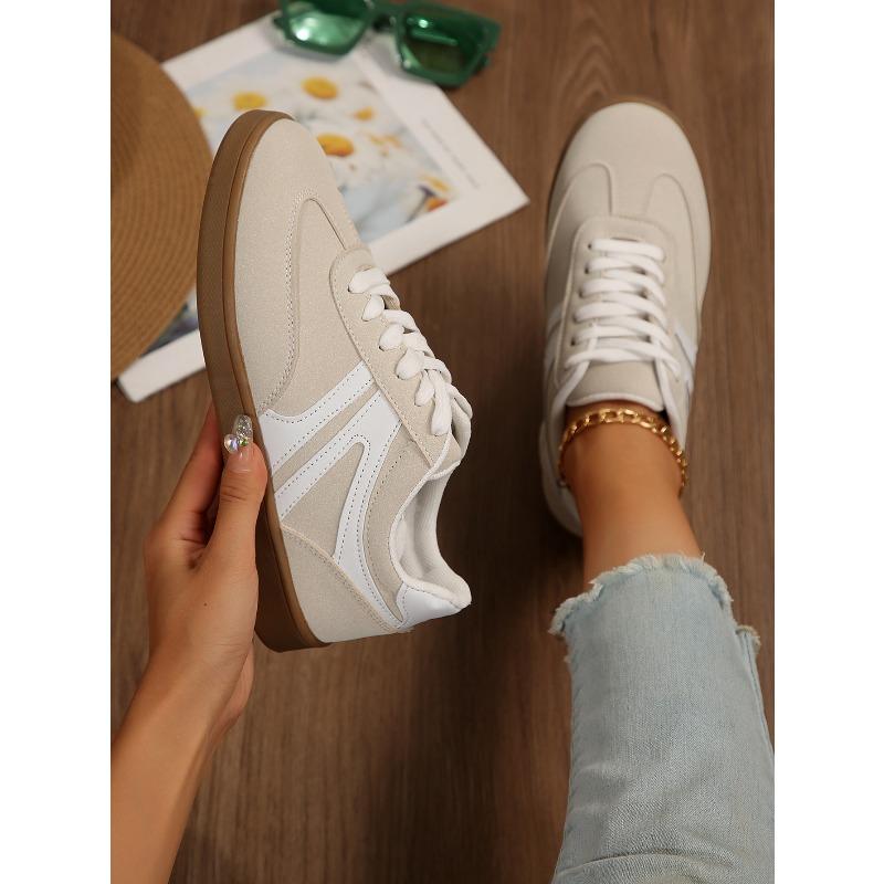 2026 New Retro Casual Platform Sneakers Round Toe Versatile Thick Sole Skate Shoes