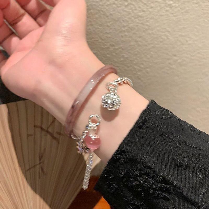 Creative Chinese Style Retro Tassel Bells Bangle For Women Girl  Sweet Cute Bracelet Kawaii Beauty Bracelet