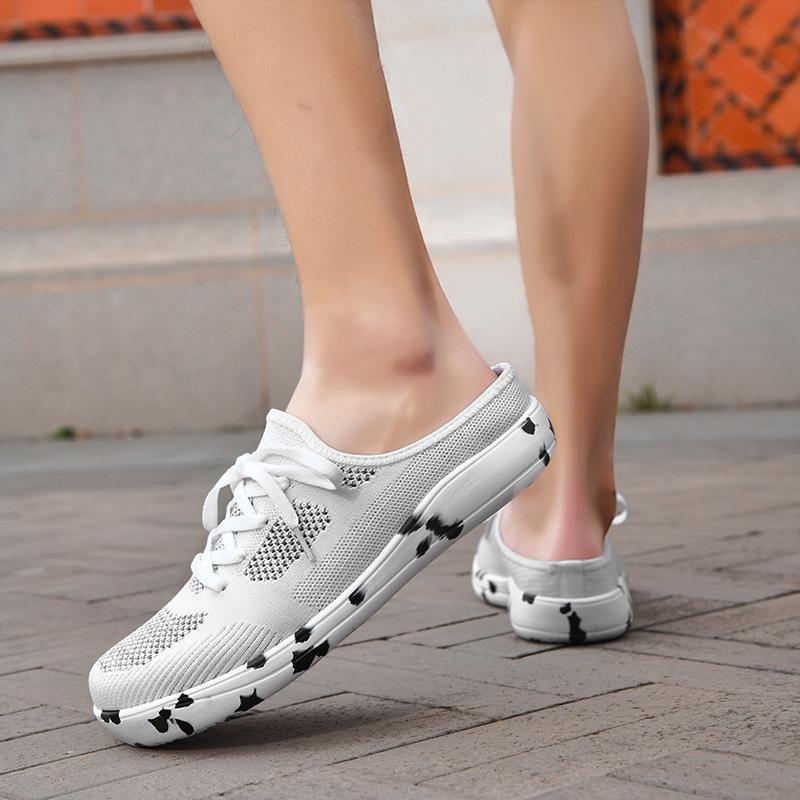 New Unisex Slip-On Casual Shoes: Lightweight, Wide-Toe Design for Men & Women, Perfect for Outdoors.