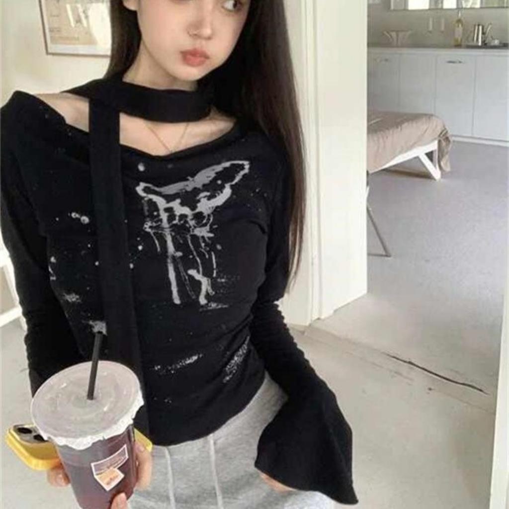 2KWEIRD Japanese Y2k Off Shoulder Tops With Scarf Trashy 2000s Style Graffiti Print T-shirt Vintage Harajuku Flare Sleeve Tops