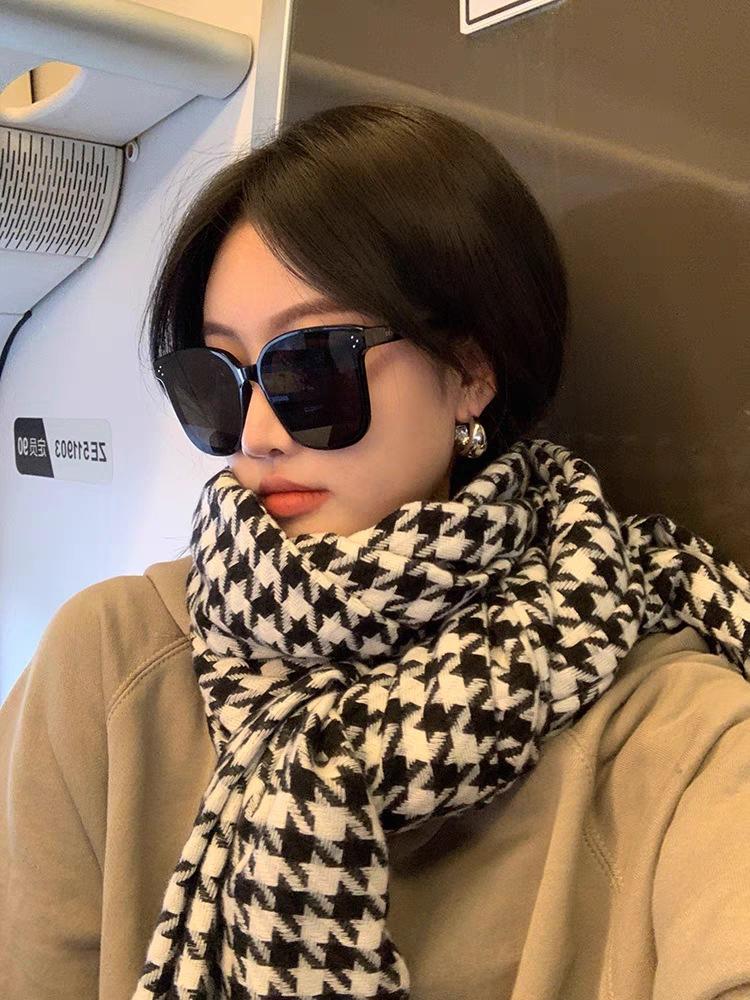 Japanese Soft Girl Autumn and Winter Small Fresh Literary Plaid Scarf Female Student Warm Versatile Couple Gift Korean Version Scarf