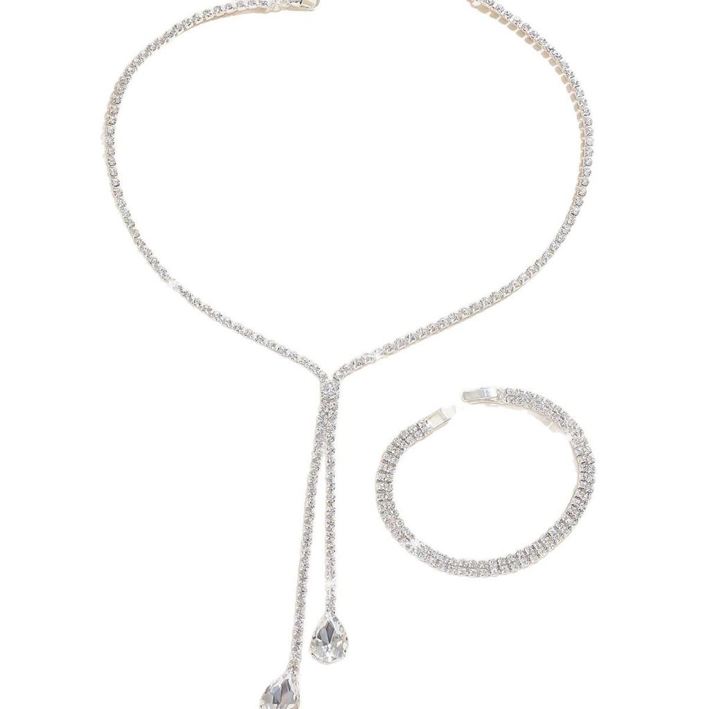 European Style Rhinestone Necklace: Elegant & Fashionable Jewelry for Women