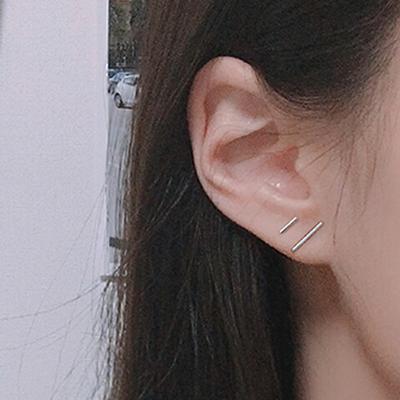 Japonská a korejská verze náušnic pecek Osobnost Jednoduché náušnice pecky s jednou linií Dámský korejský temperament Všechny ladící náušnice Minimalistické náušnice