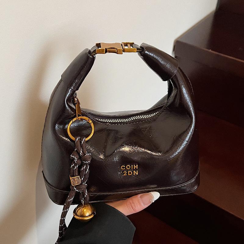 Trend Retro Style Maillard Hand Carrying Dumpling Bag Versatile Foreign Style Commuting Oil Wax Leather Texture Messenger Women's Bag